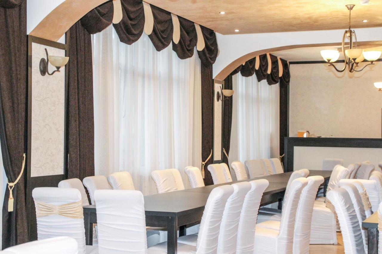 Hotel Corina Borsa  Kültér fotó