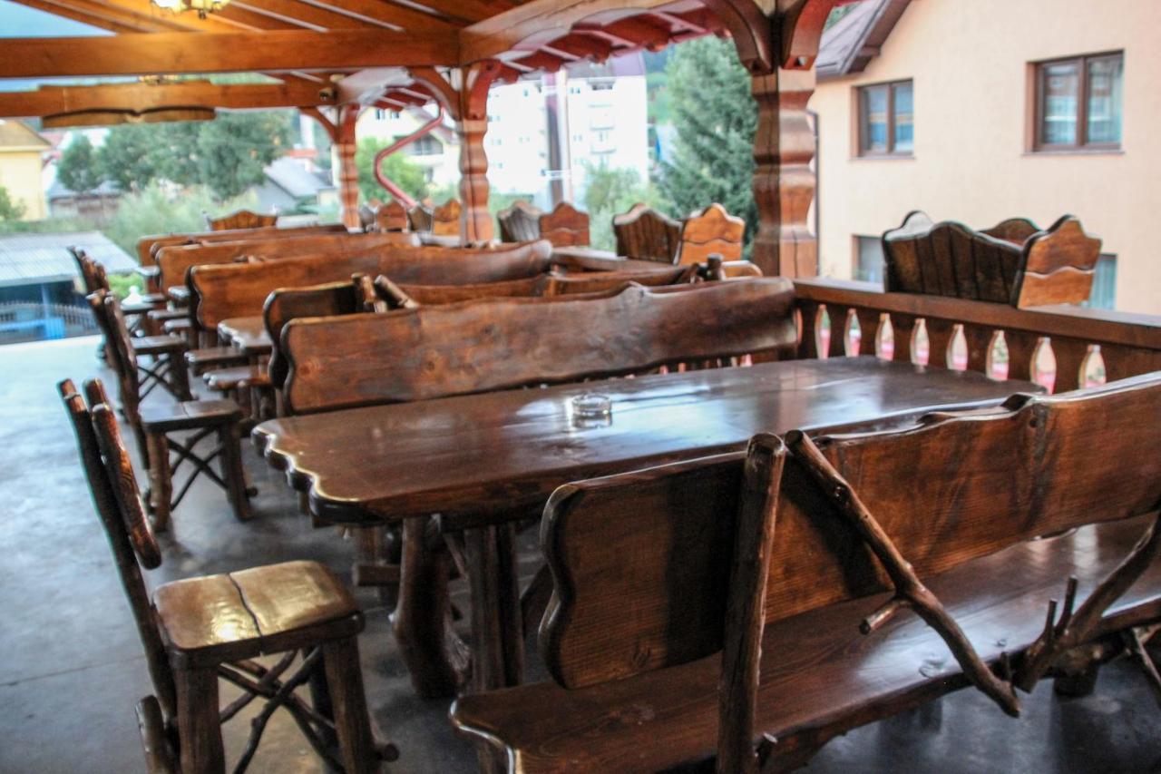 Hotel Corina Borsa  Kültér fotó